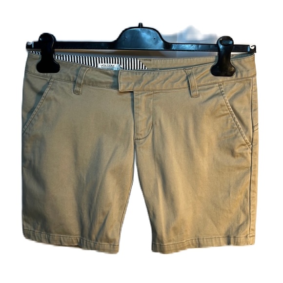 Volcom Shorts 3 - Picture 1 of 7